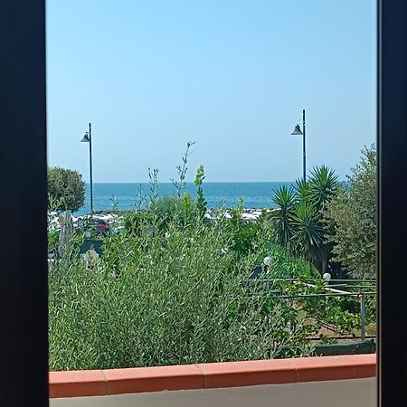 Profumo Di Mare Hotel Formia Exterior foto